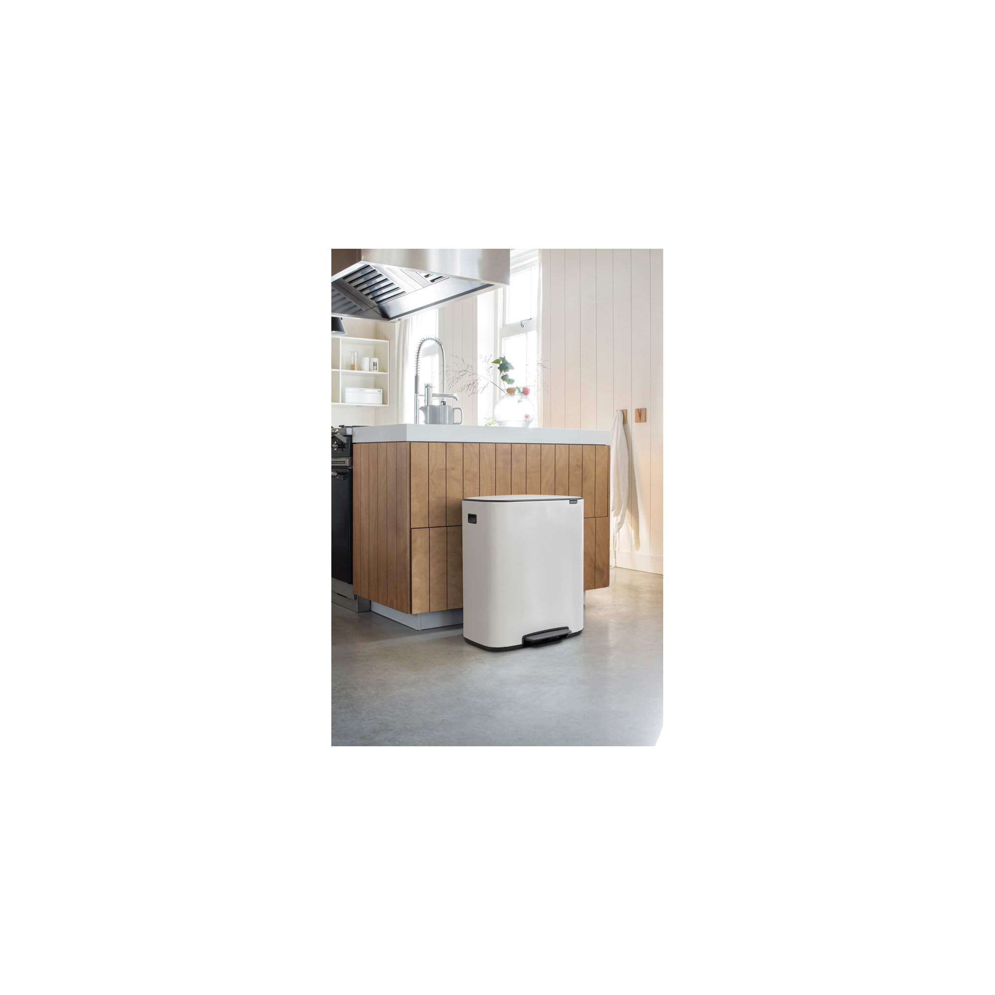 Brabantia Bo Step On Dual Compartment Recycling Trash Can, 2 x 8 Gallon (16 Gallon Capacity), White