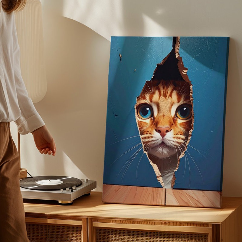 Toile Curby Tabby Peeking Through Wall, H 11 po x l 14 po