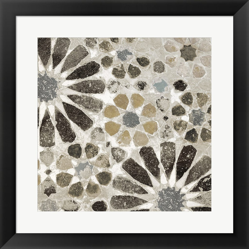 «Alhambra Tile II Neutral» par Sue Schlabach - impression encadrée