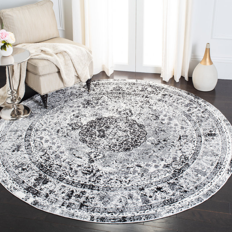 Sandisfield 800 Performance Oriental Rug, Round 6'7"