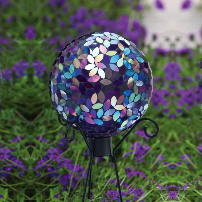 Boule de regard en verre mauve irisé