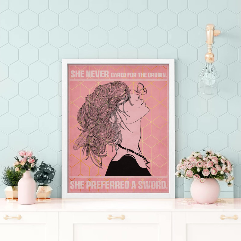 «She Never Cared For The Crown Modern Gold and Pink Fashion Butterfly Elegant» sur papier, Blanc, H 14 po x l 11 po