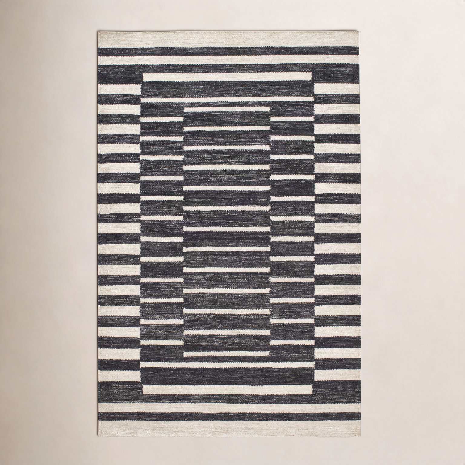 Heights Hand Loomed Charcoal/Ivory Rug, Rectangle 2' x 3'