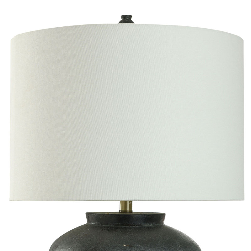 Lampe de table en béton Daveney, Noir patiné, Blanc