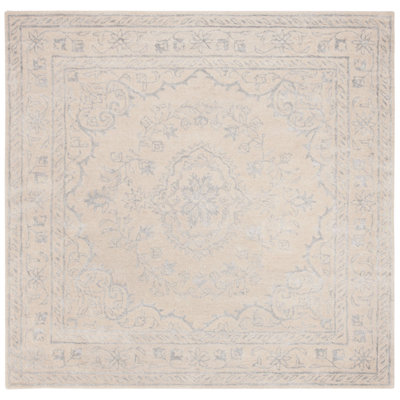 Jonathan Hand Tufted Viscose/Wool Oriental Rug in Gray