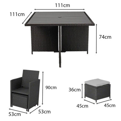 Quinden All Weather Wicker/Rattan 8 - Person with Cushions & Parasol