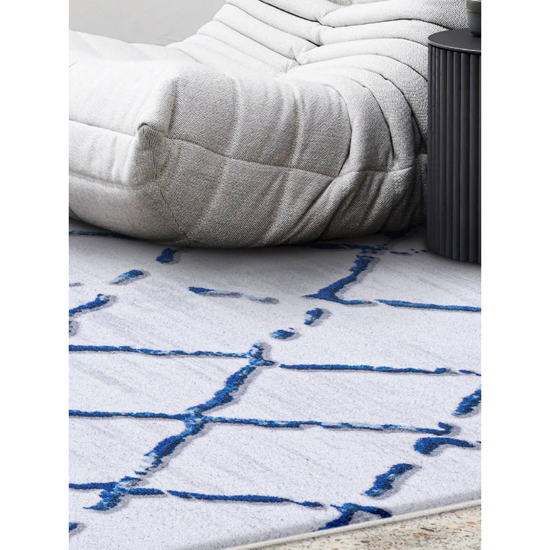 Sakil Geometric Machine Made Indoor / Outdoor Area Rug, Rectangle 200 x 290cm