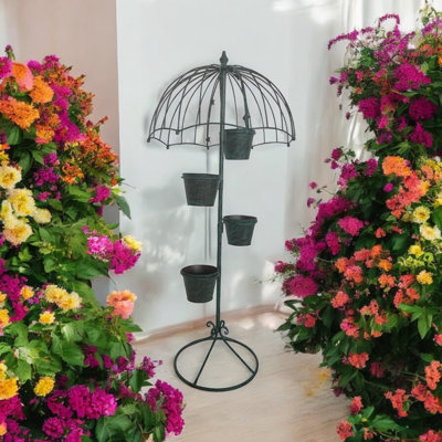 Gosnells Metal Statue Planter