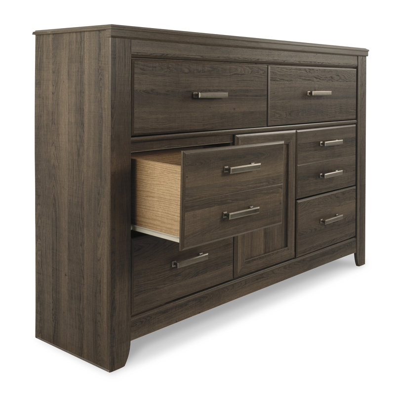 Juararo Dresser