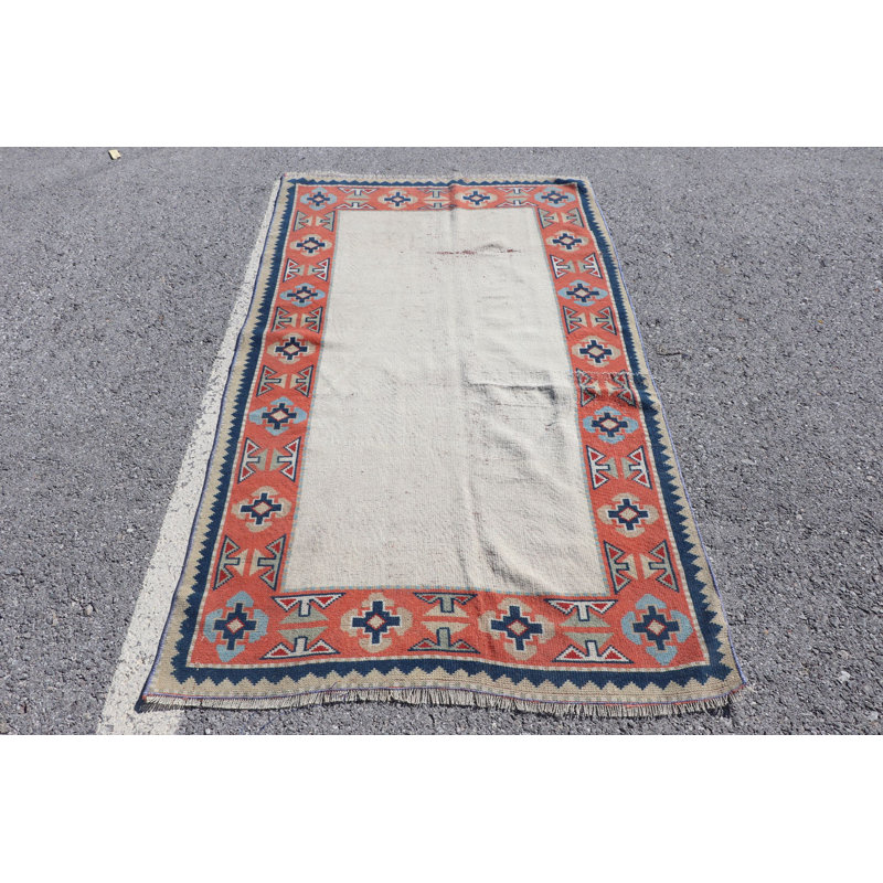 Tapis de chambre à coucher rétro vintage bohème beige idéal pour le bureau de la cuisine ou la chambre de bébé avec un design anatolien authentique et une touche turque