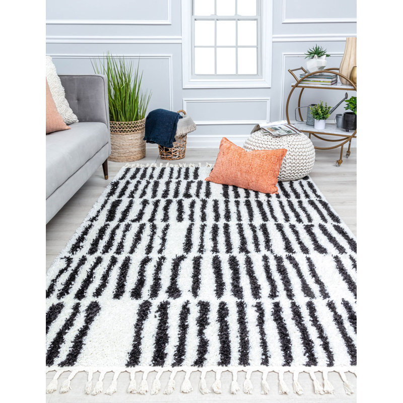 Graham Bennett Modern White Rain Area Rug, Rectangle 8'3" x 10'