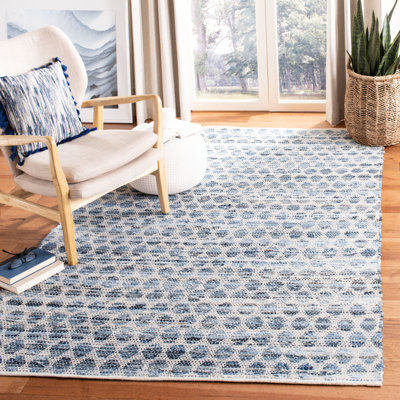 Lilliana Hand-Woven Flatweave Ivory/Blue Area Rug