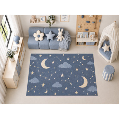 Tapis d'intérieur ultramince 152 x 213 cm (5' x 7') à motif lune, étoiles, nuages ​​et constellations, idéal pour chambre d'enfant, crèche, salle de classe ou salle de jeux. Doux et à poils courts, avec revêtement antidérapant en silicone.
