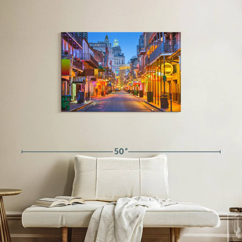 Harpa Bourbon Street, 24" H x 36" W