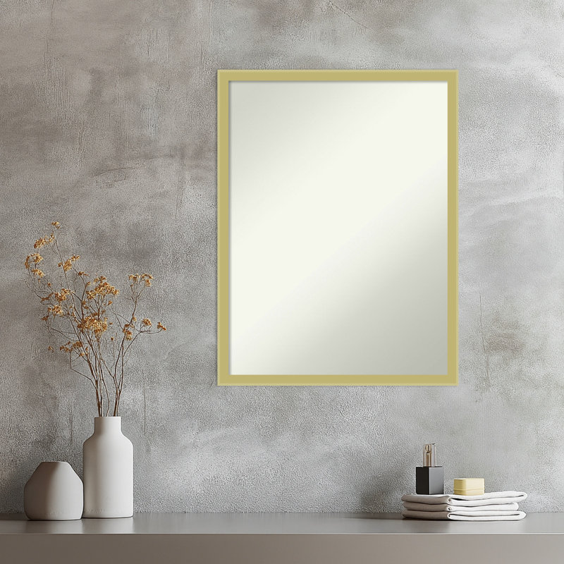 Miroir mural Incline, 25,5 po x 19,5 po, Doré clair