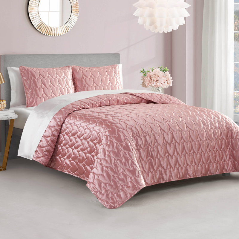 Juicy Couture Satin Heart Stitched Quilt Sets, King Quilt + 2 King Pillow Shams, Pink