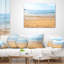 Bord de mer bleu avec galets - coussin imprimé Sea & Shore-29459803-29459806