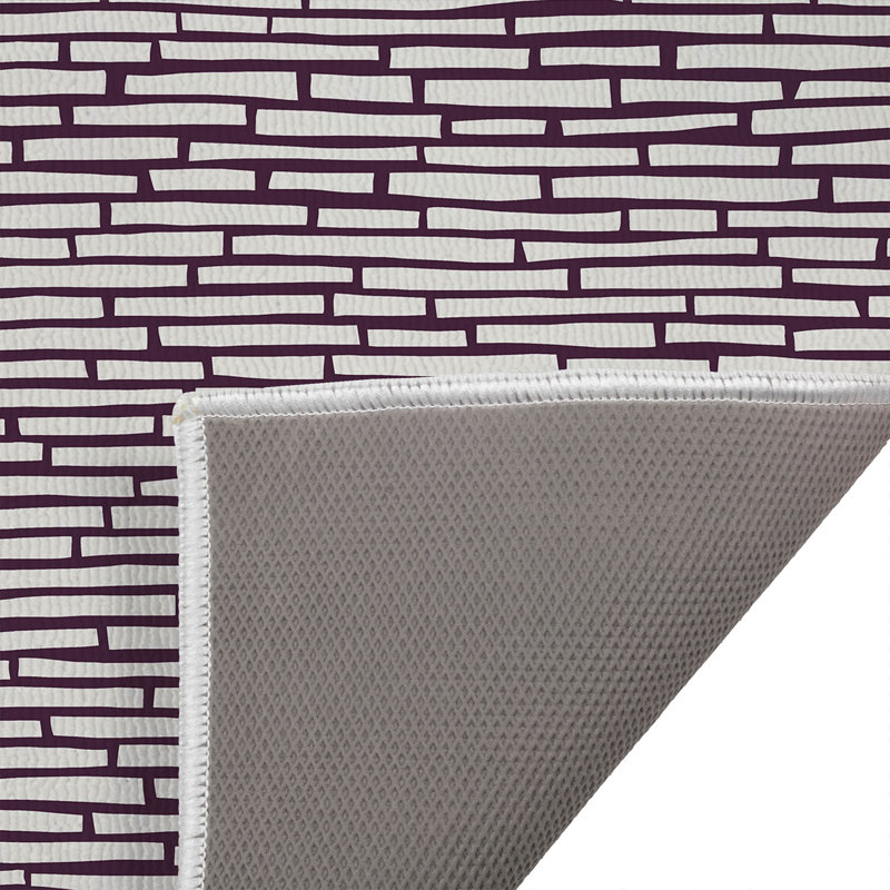 Tapis de toilette rectangulaire absorbant et antidérapant Cultural Rows, 24" W x 17" L, Eggplant