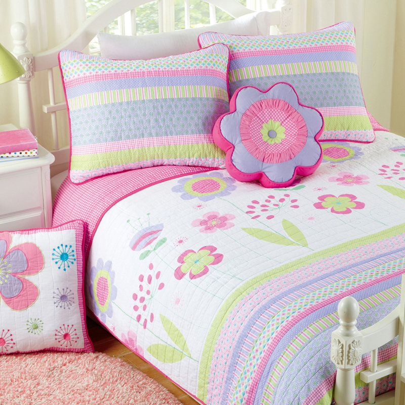 Pink Floral Cotton Reversible Twin Quilt Set with Decorative Pillows