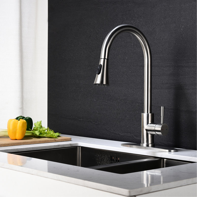 Robinet de cuisine en nickel brossé avec douchette rétractable, assemblage en acier inoxydable, buse rotative à 360 ° pour une utilisation sans effort de l'eau, fonction de contrôle à poignée simple couverte, pratique et pratique