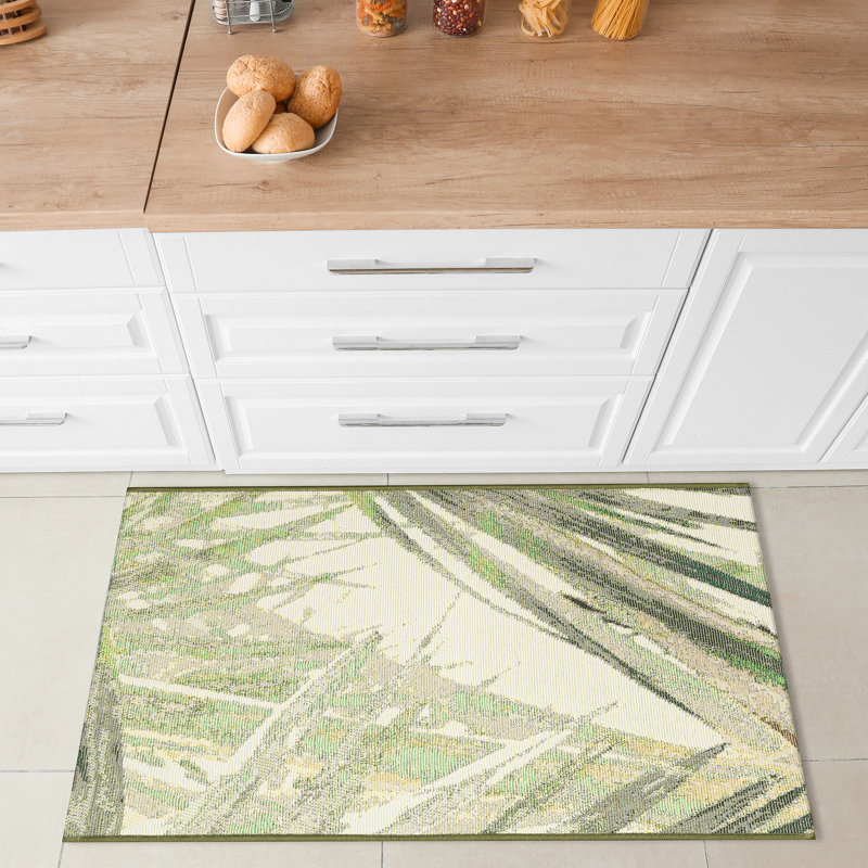 Bay Isle Home™ Asenet Palm Fan Indoor/Outdoor Mat, Rectangle 2'4" x 3'11"