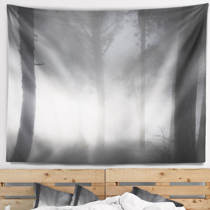 Forêt en polyester dans un tapisserie de brume d’automne lourd avec accessoires suspendus inclus, H 50 po x l 60 po