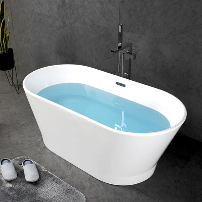 66.9'' x 31.5'' Freestanding Soaking Acrylic Bathtub