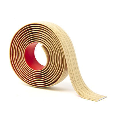 Bande de vinyle auto-adhésive de 0,14 po d'épaisseur x 1,57 po de largeur x 120 po de longueur pour joindre les trous de plancher, les seuils de tapis
