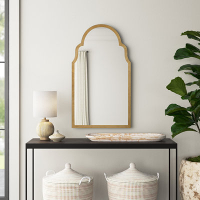Élégant miroir allongé à cadre quadrilobe