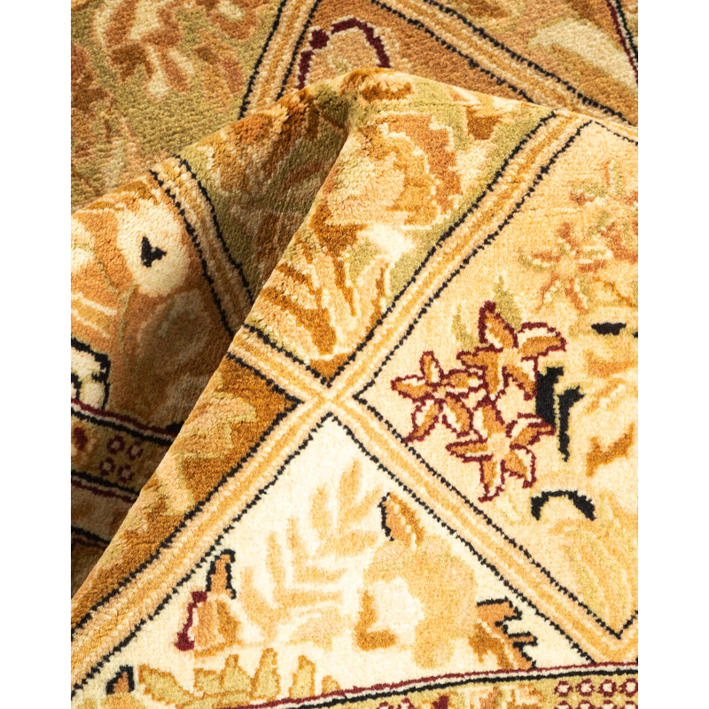 Classic One-of-a-Kind 2' 8" X 4' 2" Hand Knotted Area Rug