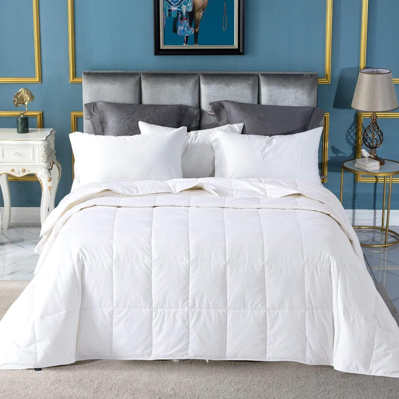 Summer Comforter King Size  Light Duvet Insert For Hot Sleepers Noiseless & Extra Soft