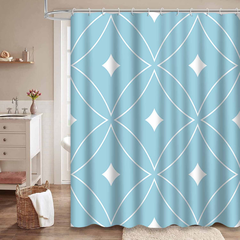 Rideau de douche bleu avec motif géométrique bleu et blanc à 12 crochets, L 72 po x l 78 po