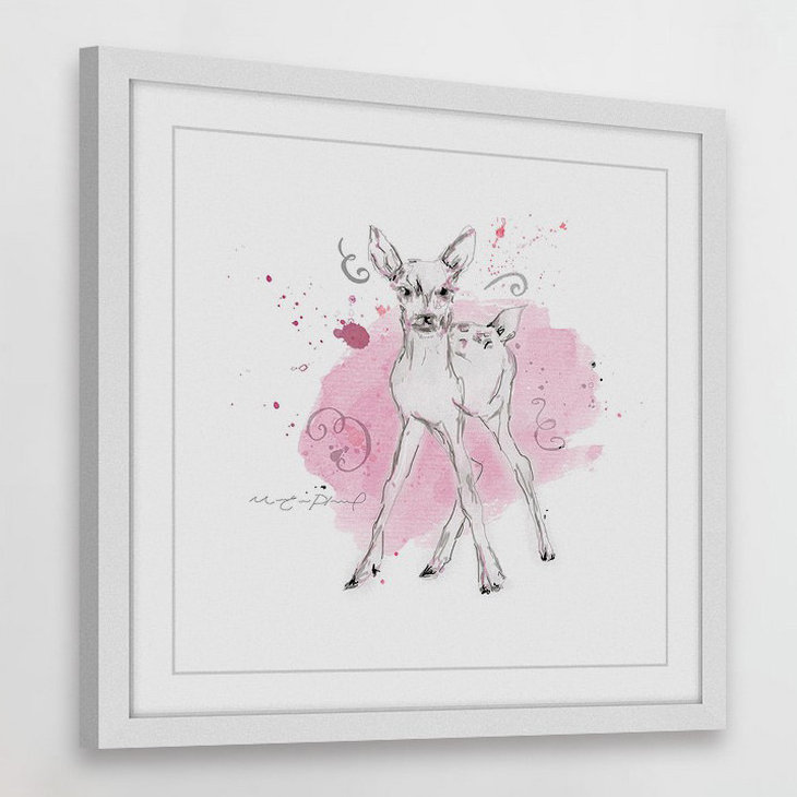 «Cerf Bebe», reproduction encadrée, H 32 po x l 32 po x P 1,5 po