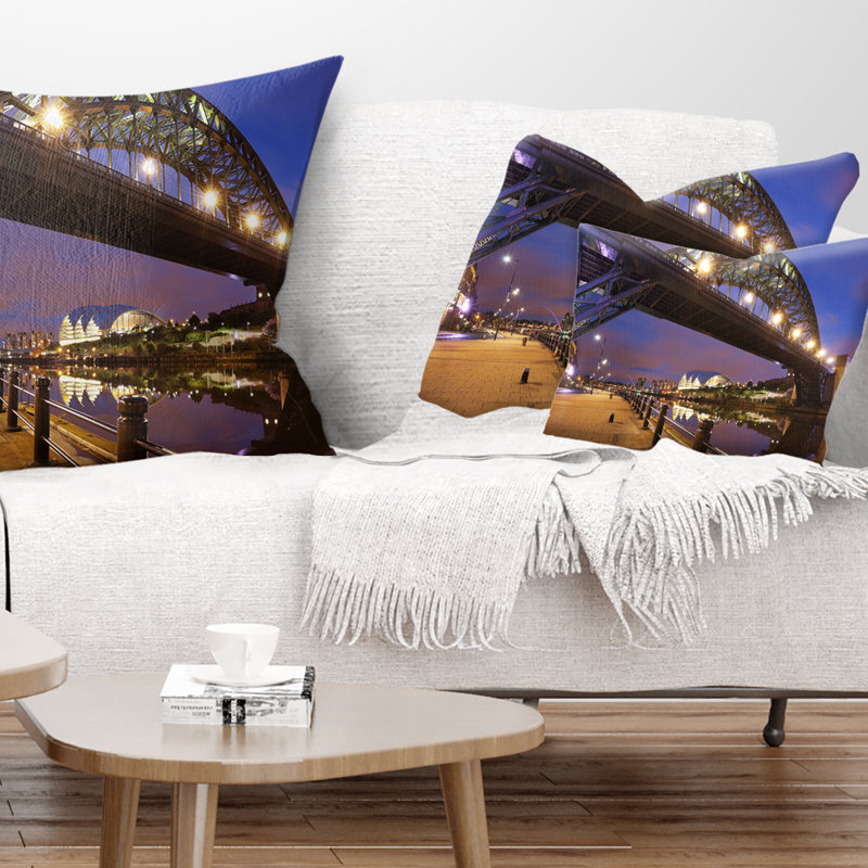 Coussin lombaire pour le newcastle cityscape ponts over river tyne