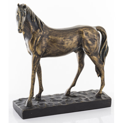 Figurines & Sculptures