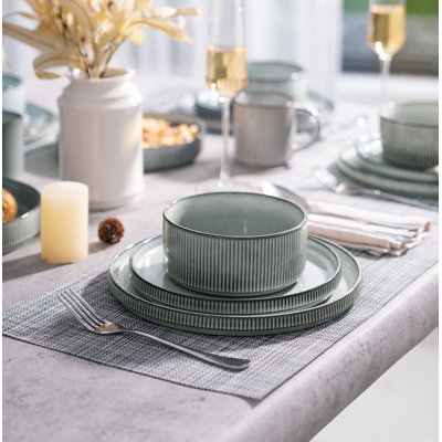 Stoneware Dinnerware Set, Service for 4