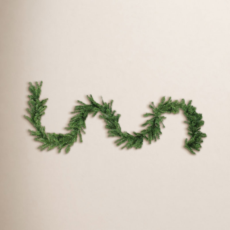 Guirlande Pine, H 8 po x L 600 po x P 8 po, Vert