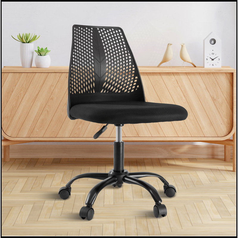Comfortable Ergonomic Chair With Advanced Support For Home And Office Use