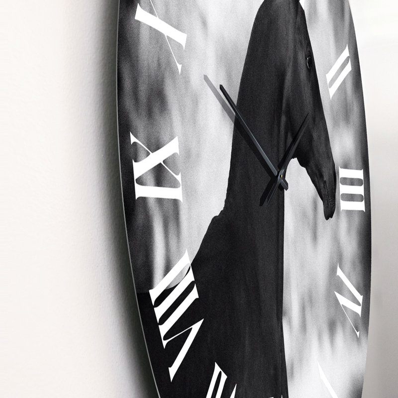 Portrait d'un étalon noir - Horloge murale traditionnelle, Moyen