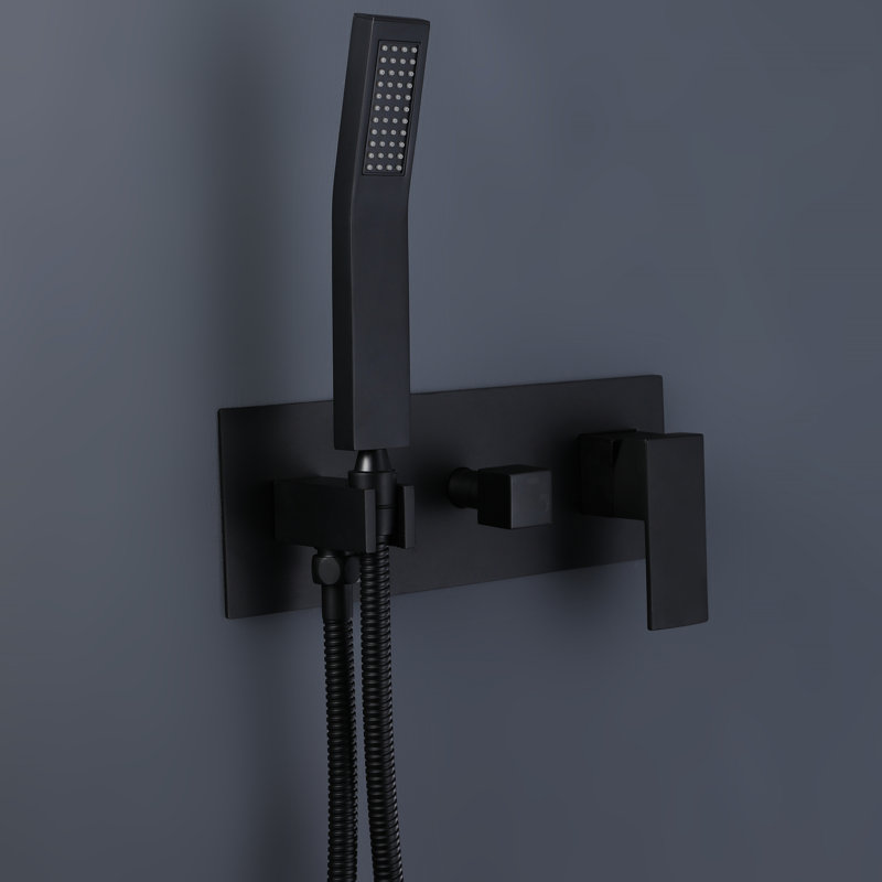 Système de douche noir mat - Salle de bain à tête de pluie de 12 po. Luxe mural. Le corps en laiton maintient l'eau propre. Alimentation en eau chaude et froide avec 1 poignée. 2 têtes, valve à disque en céramique. Bras de 15,75 po, système de boyau de 59 po.