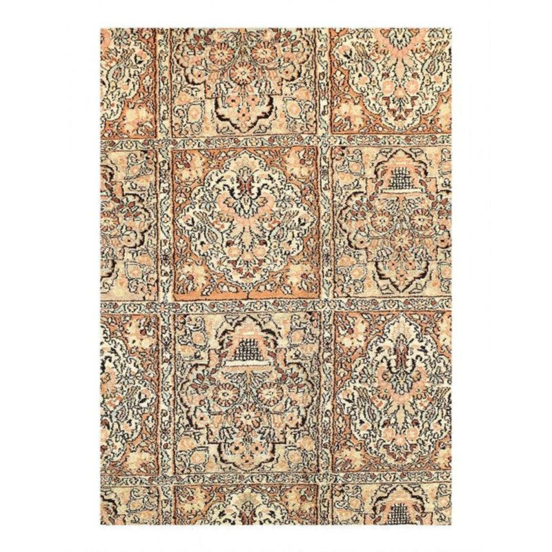 Oriental Area Rug in Ivory