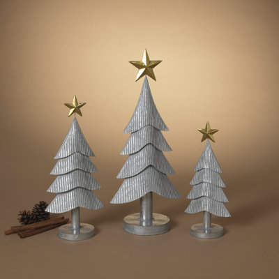 Arbre de Noël sculpté en métal