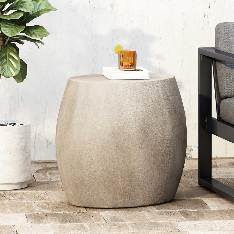 Table d'appoint en béton légère d'extérieur - aspect ovale contemporain, gris, l 25,47 po x P 17,73 po, H 19,75 po