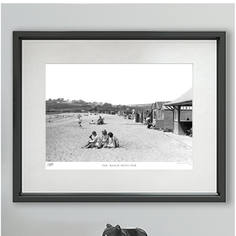 Par, Beach Huts 1938 - Single Picture Frame Print, 60cm H x 80cm W x 2.3cm D