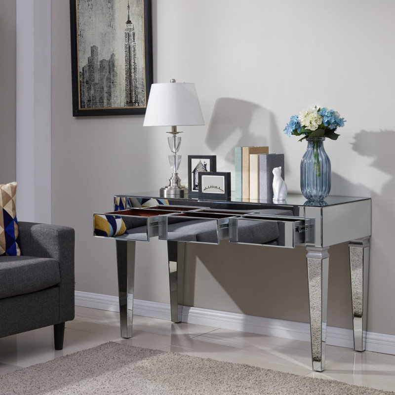 Frutuosa Writing Desk