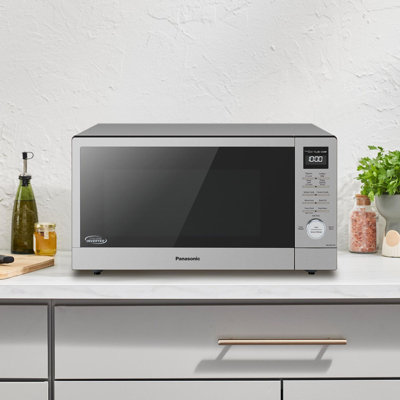Panasonic® 1.6 Microwave