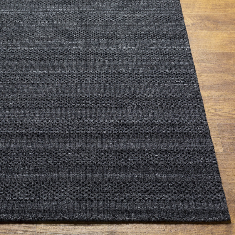 Area Rug in Black, Rectangle 2' x 3'
