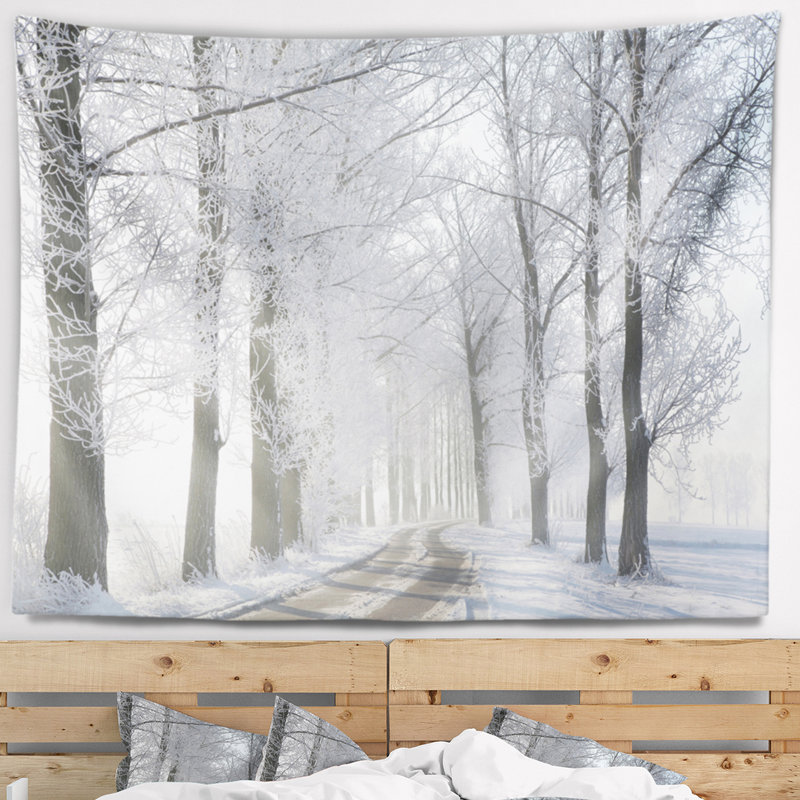 Tapisserie Forest Winter, H 50 po x l 60 po