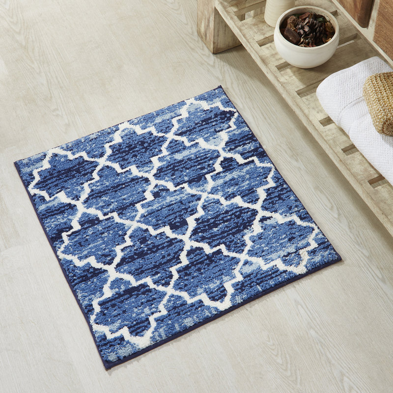Nukri Non-Slip Bath Rug