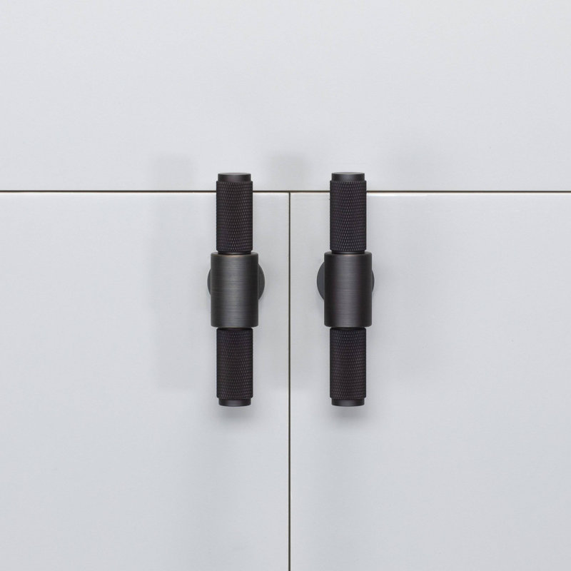 Bar / Handle Pull, Smoked Bronze